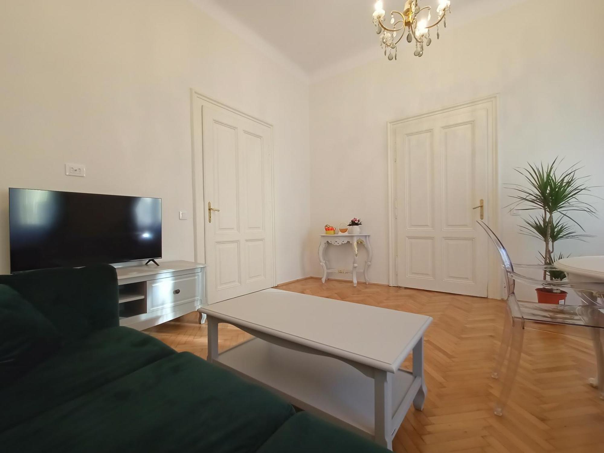 Garden Of Light Apartment Sibiu Exterior foto
