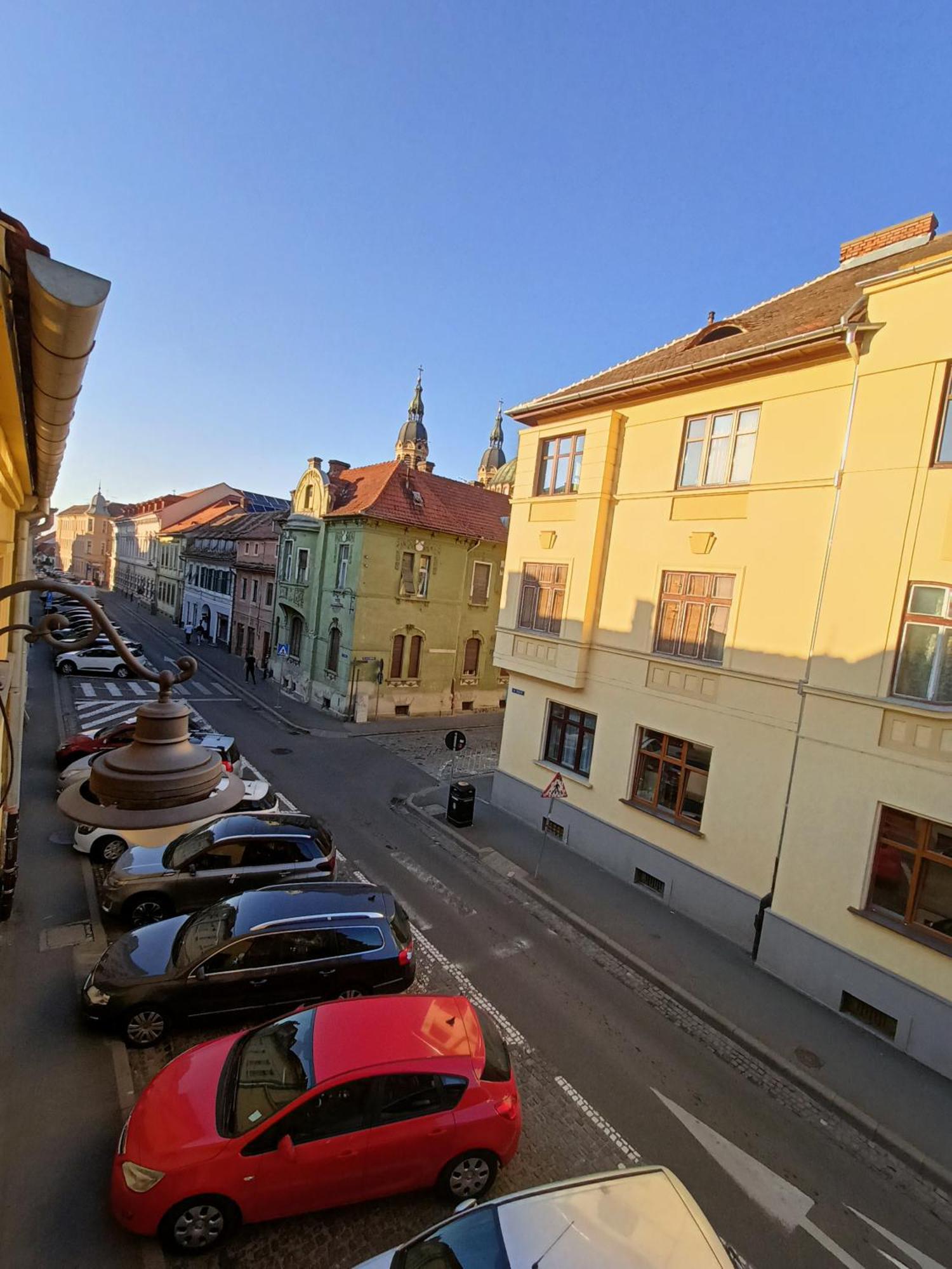 Garden Of Light Apartment Sibiu Exterior foto